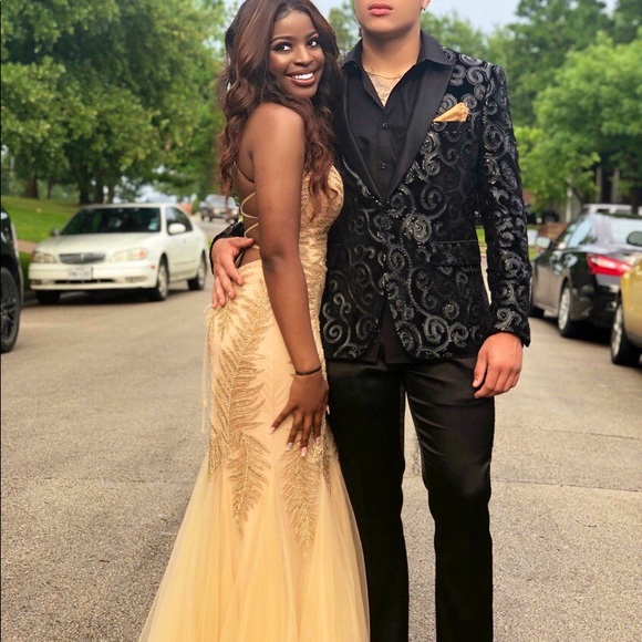 Gold beaded prom dress - Picture 4 of 6